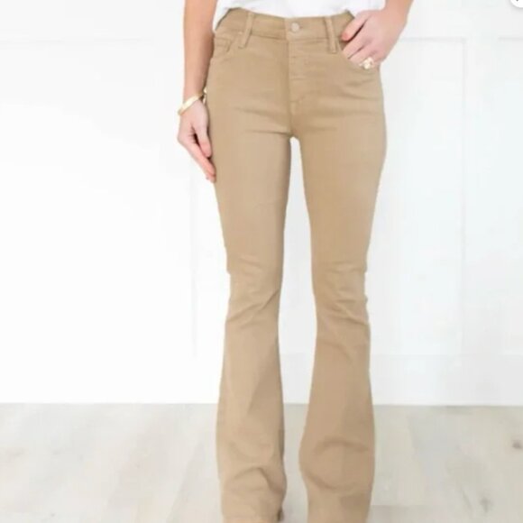 Mother The Weekender Sneak Jeans Size: 27 Color: Prairie Sand - Picture 2 of 8